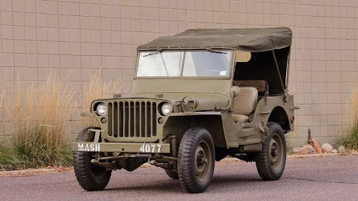 Classic Military Jeep MASH 4077 Edition