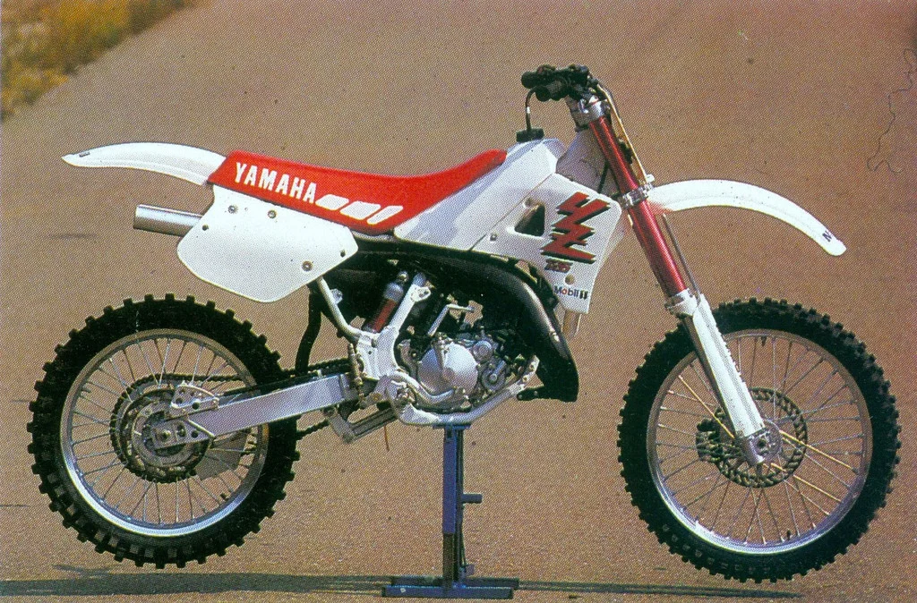 1990 YZ125 dirt bike