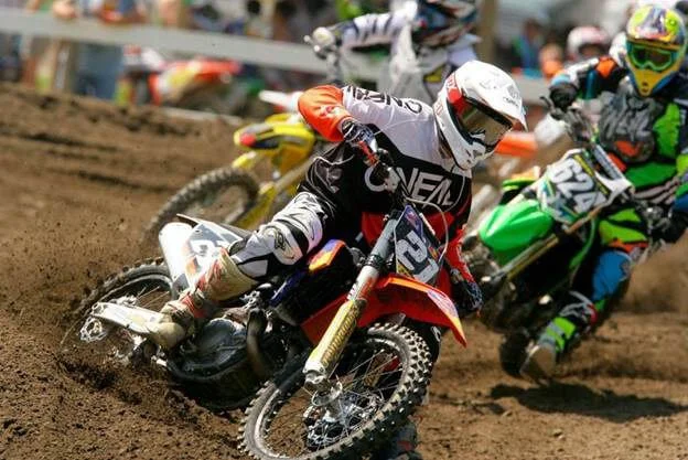 dirt biker riders racing