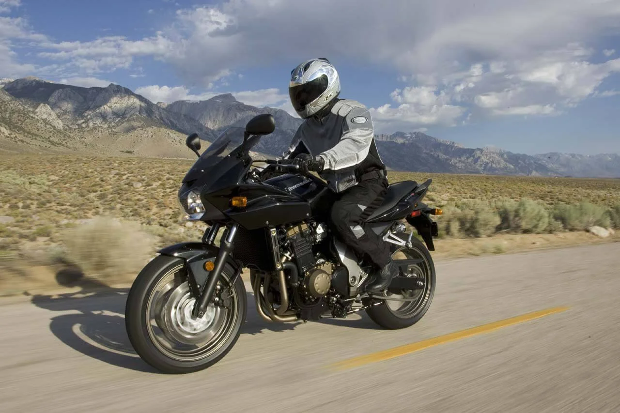 Z750S motorcycle rider