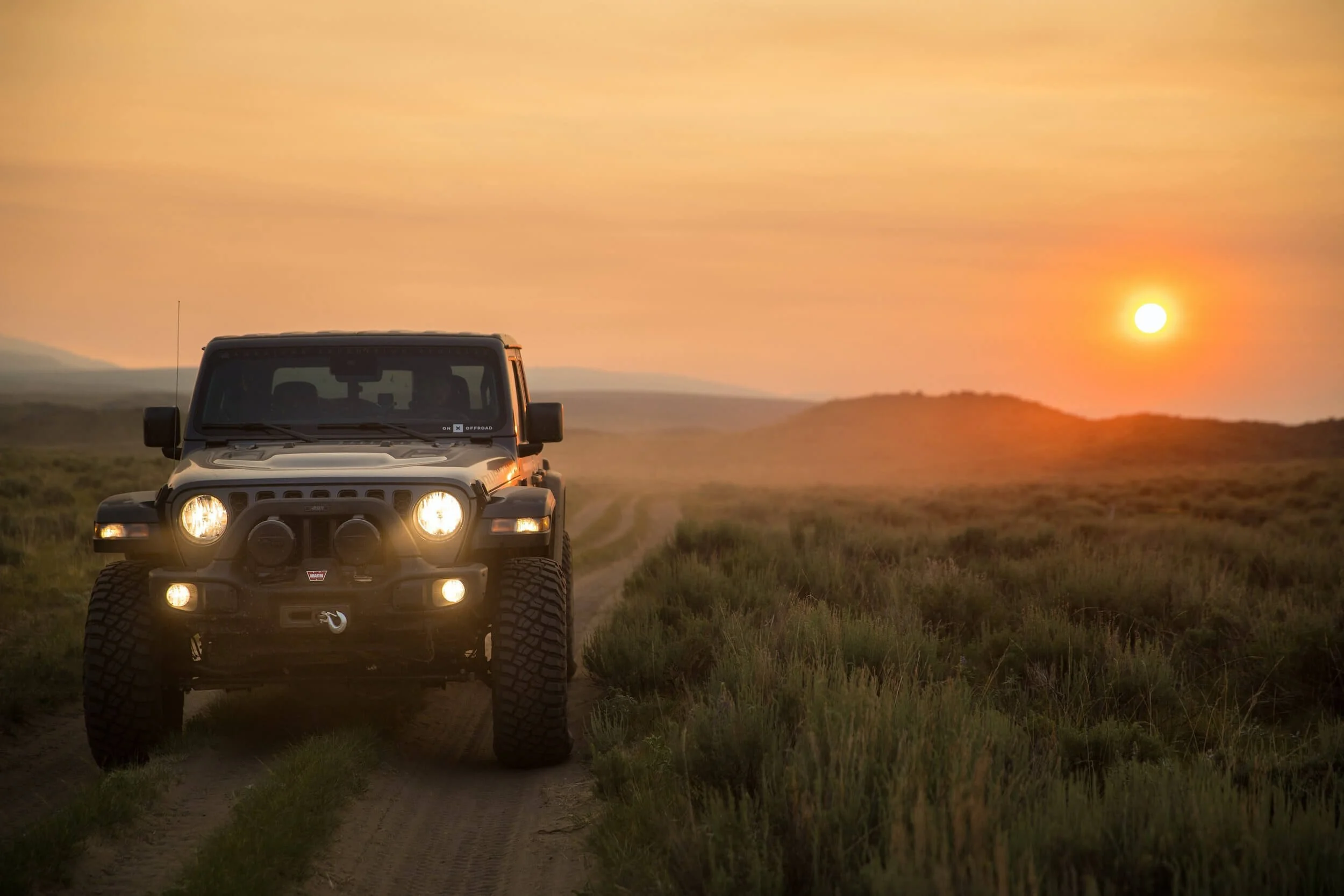 jeep overlanding green field