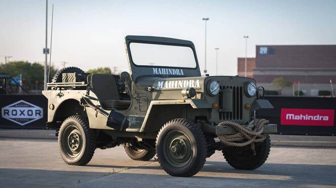 Mahindra Roxor on street