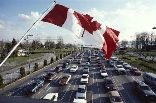 canadian border traffic 1990s