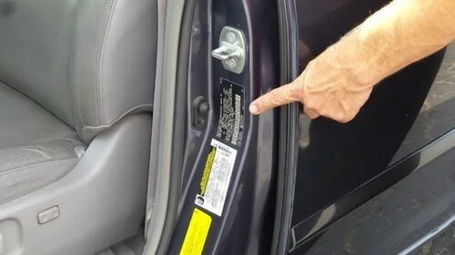 canada import sticker