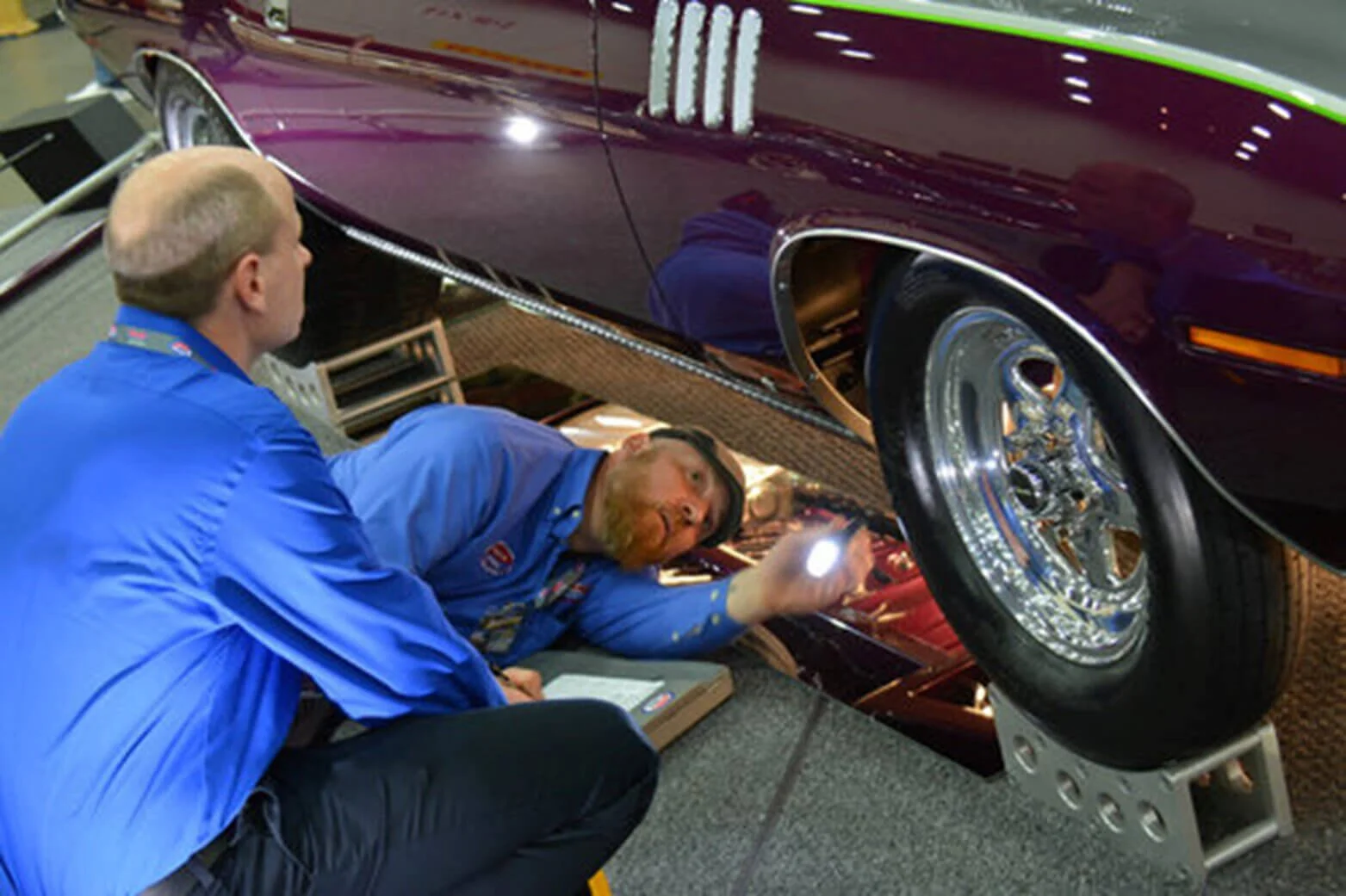 car inspection looking for rust