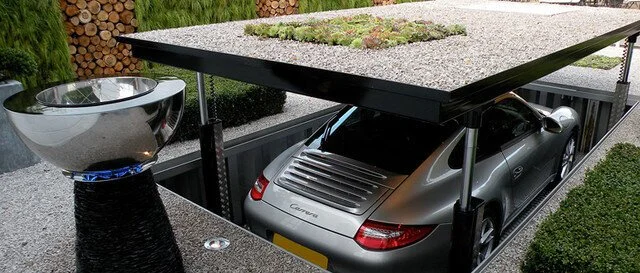 hidden Porsche
