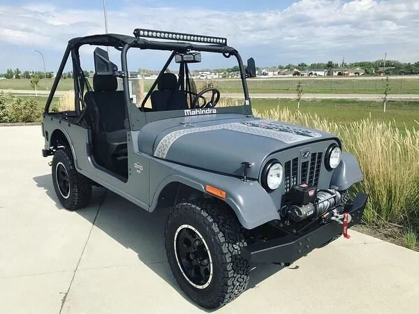 Mahindra roxor