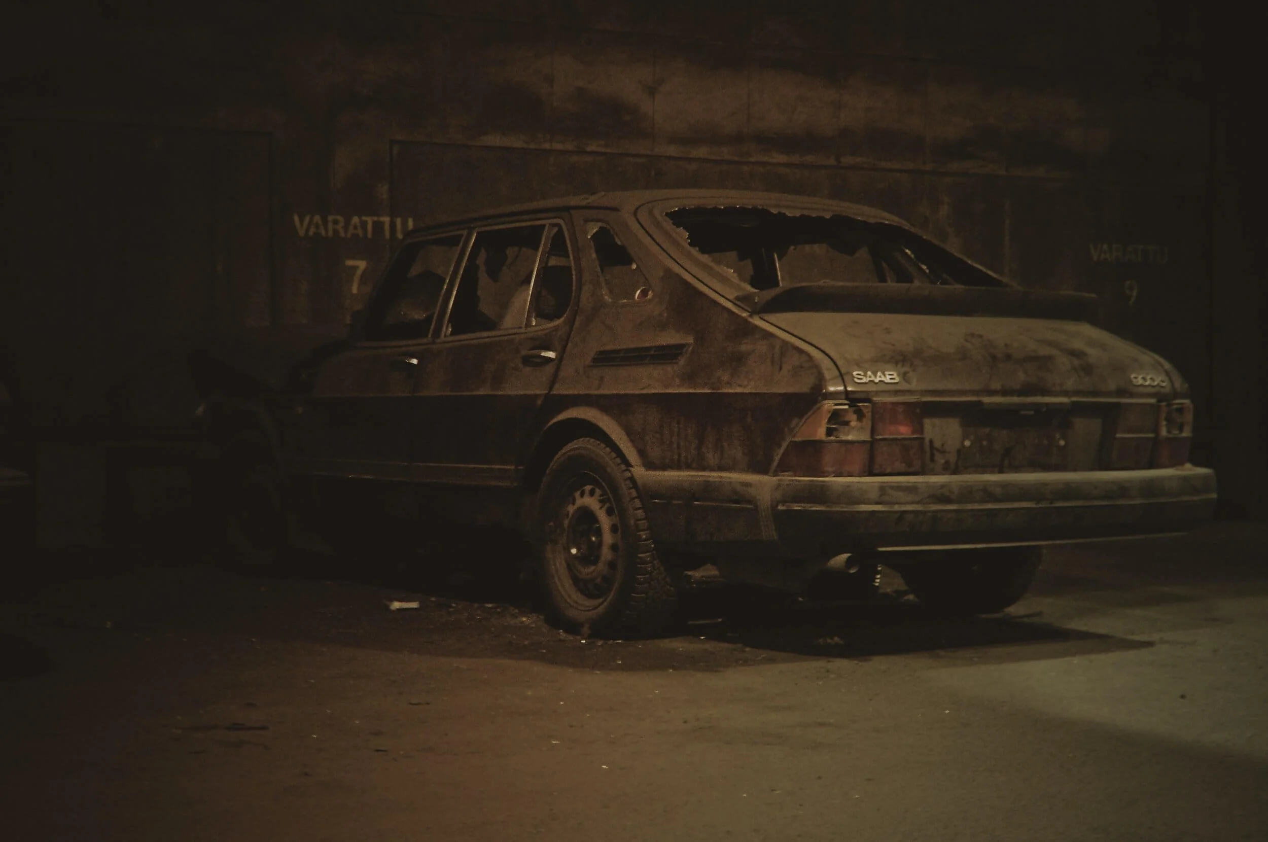 abandoned car