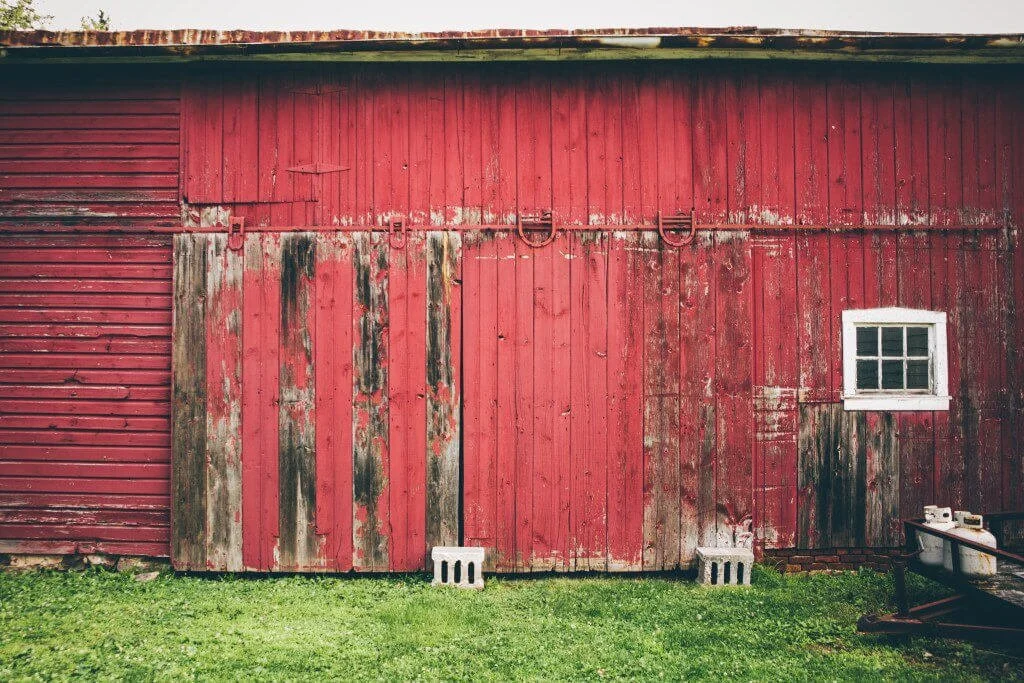 barn