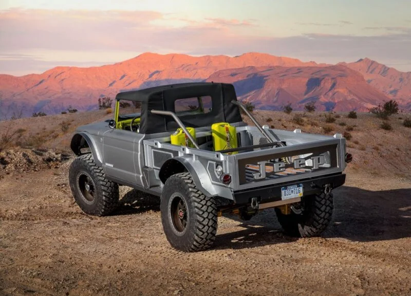 Jeep M-715 Five-Quarter concept