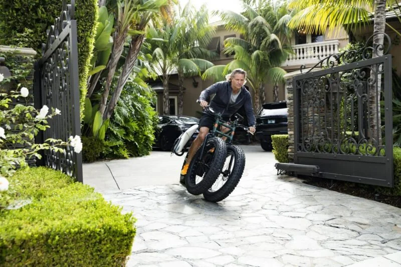 man riding Rungu Three-Wheeled e-Bike