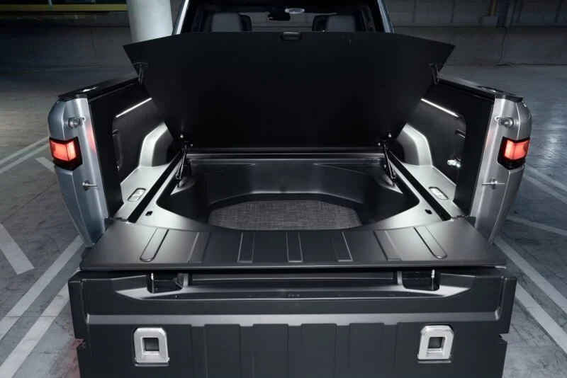 Rivian tonneau cover