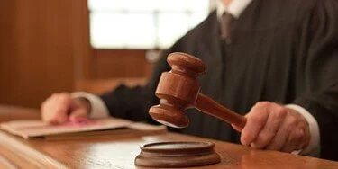 judge doing judge things